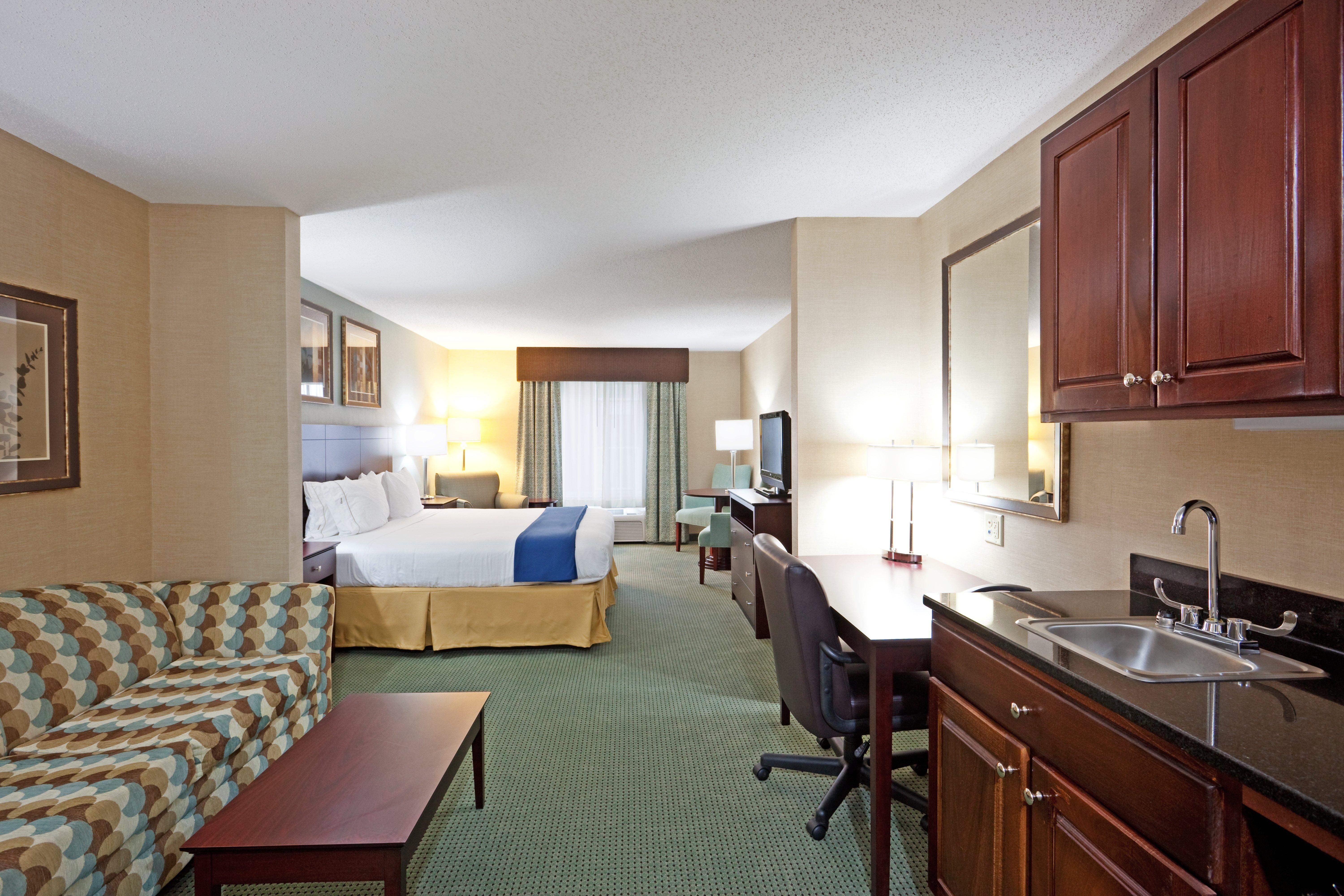 Holiday Inn Express And Suites Meriden By Ihg Екстер'єр фото