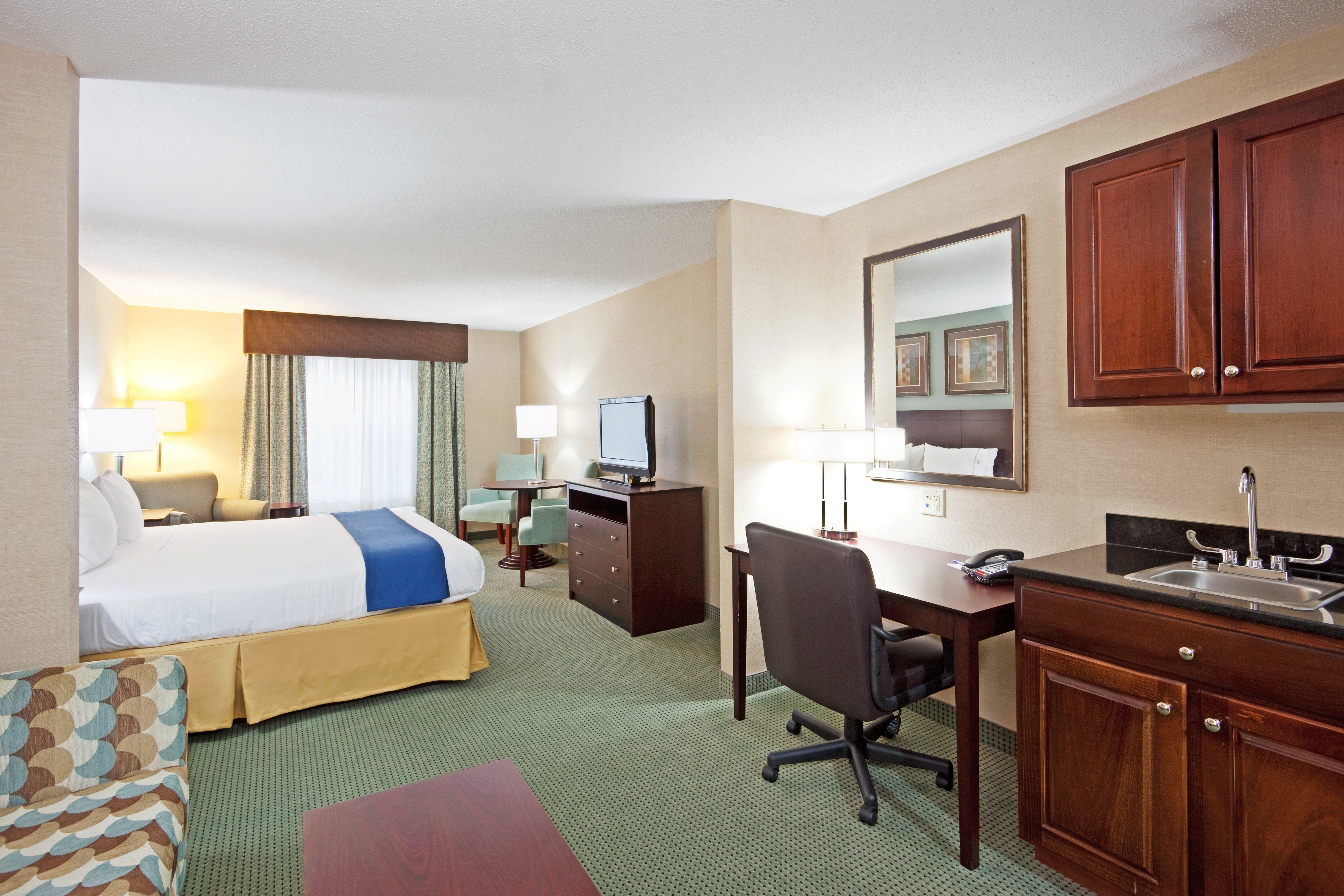 Holiday Inn Express And Suites Meriden By Ihg Екстер'єр фото