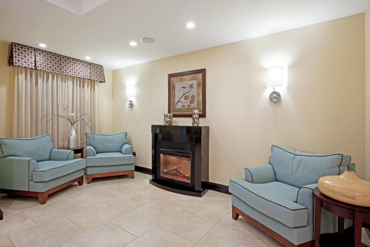 Holiday Inn Express And Suites Meriden By Ihg Екстер'єр фото