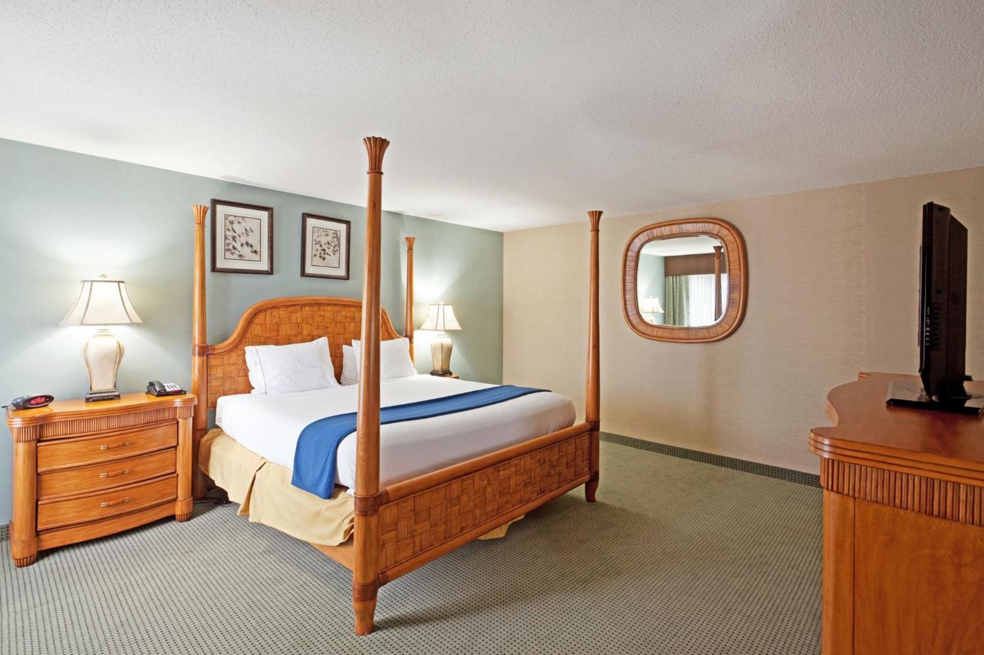 Holiday Inn Express And Suites Meriden By Ihg Екстер'єр фото