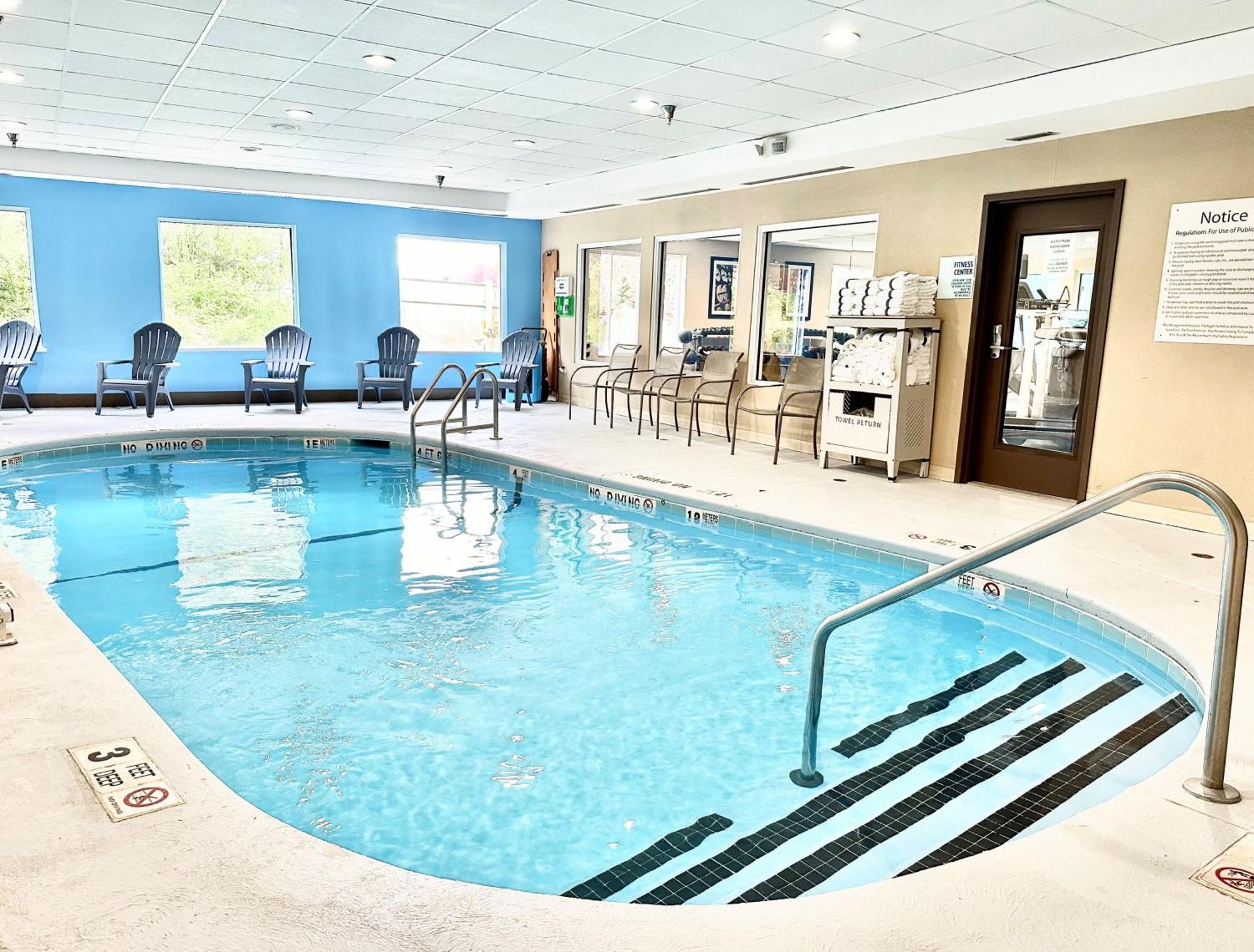 Holiday Inn Express And Suites Meriden By Ihg Екстер'єр фото