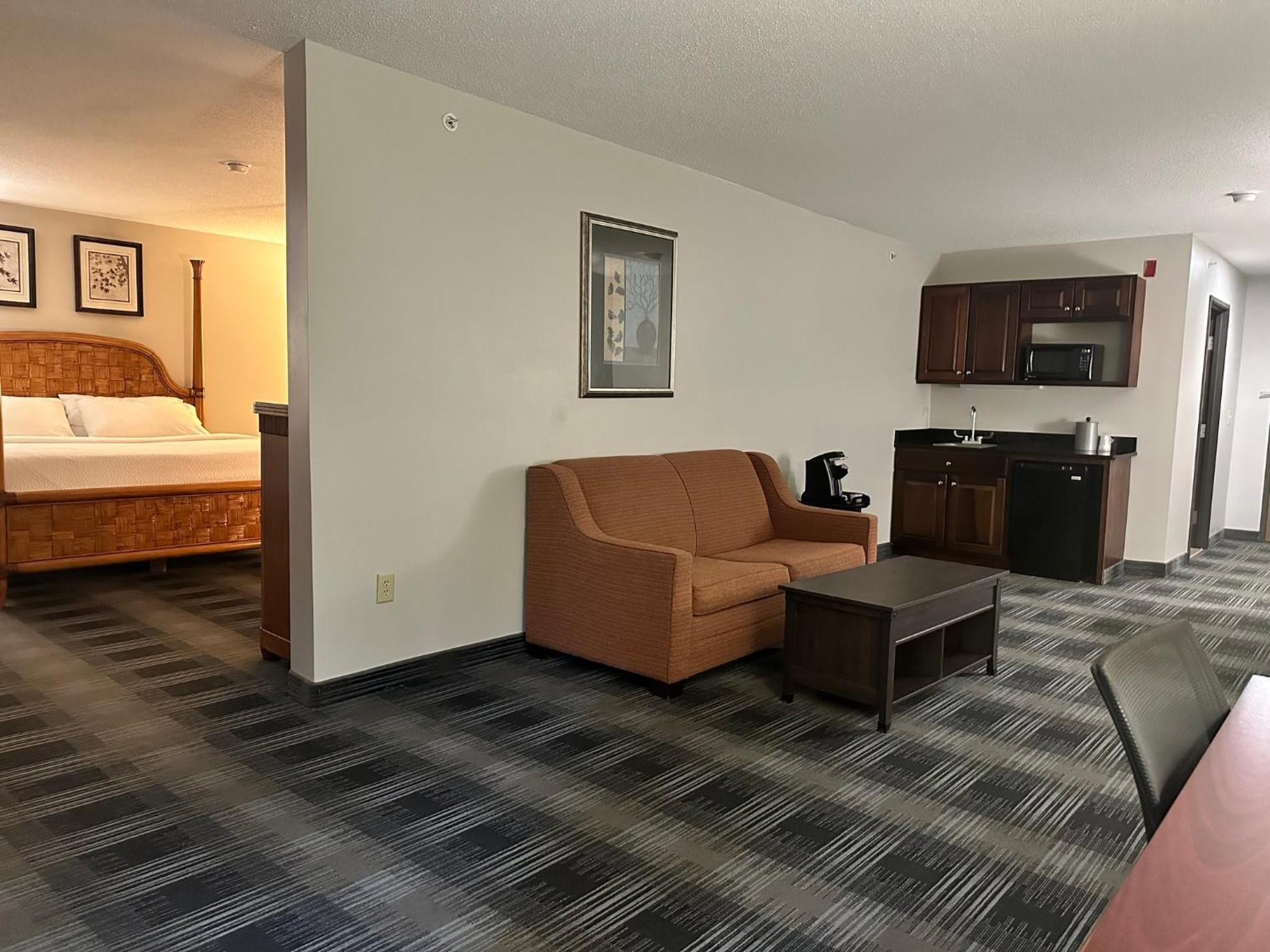 Holiday Inn Express And Suites Meriden By Ihg Екстер'єр фото