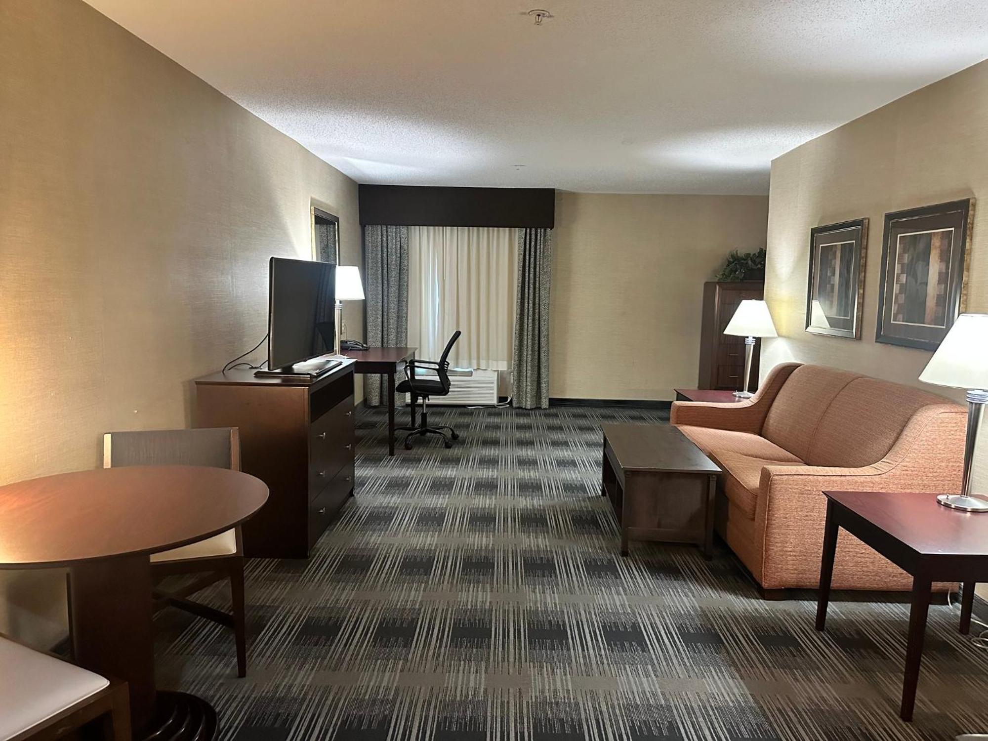 Holiday Inn Express And Suites Meriden By Ihg Екстер'єр фото